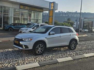 מיצובישי ASX