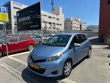 טויוטה יאריס