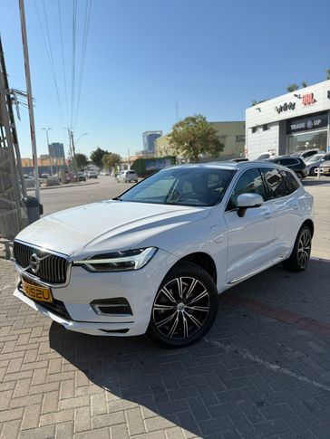 וולבו XC60