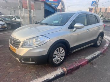 סוזוקי SX4 CROSSOVER