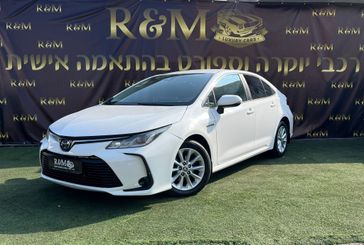 טויוטה קורולה