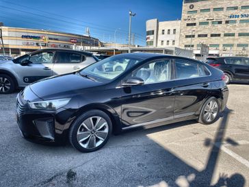 יונדאי איוניק