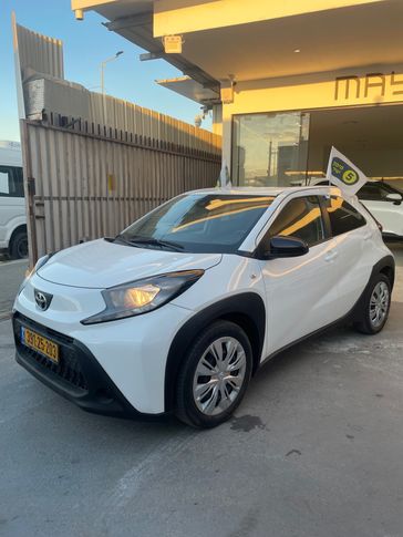 טויוטה אייגו