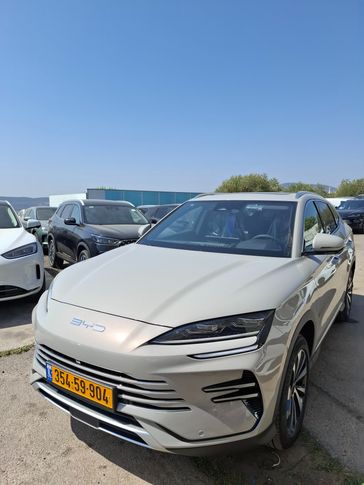 בי ווי די SEAL U