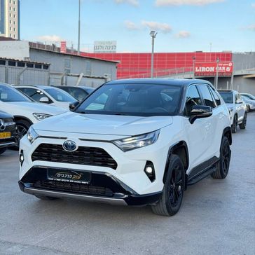 טויוטה RAV4