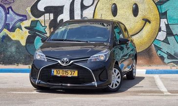 טויוטה יאריס