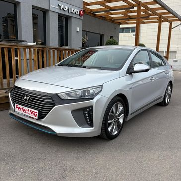 יונדאי איוניק