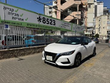 ניסאן סנטרה