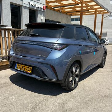 בי ווי די BYD DOLPHIN