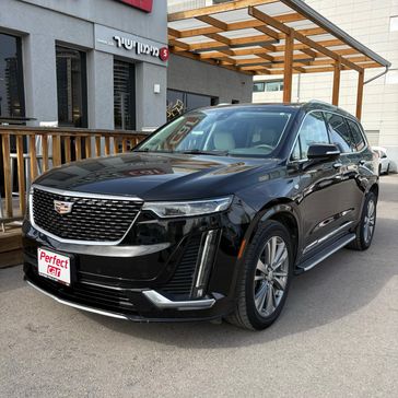 קאדילאק XT6