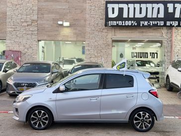 מיצובישי ספייס סטאר