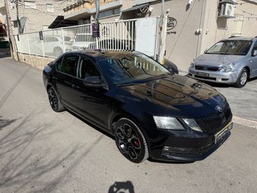 סקודה אוקטביה