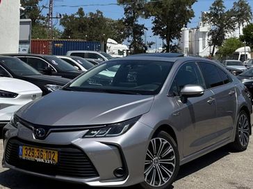 טויוטה קורולה