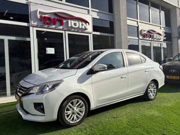 מיצובישי אטראז