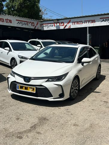 טויוטה קורולה