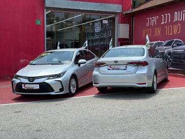 טויוטה קורולה