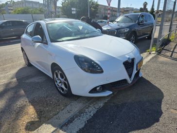 אלפא רומיאו ג'וליטה