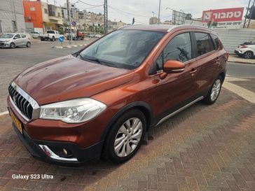סוזוקי SX4 CROSSOVER