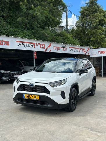 טויוטה RAV4