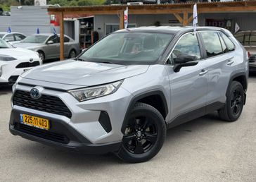 טויוטה RAV4