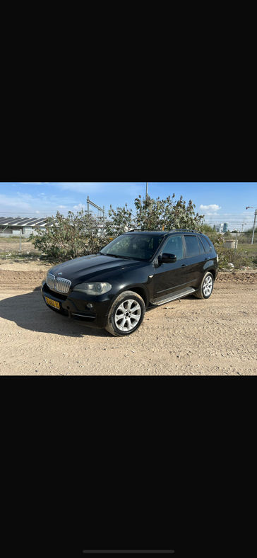 ב מ וו X5