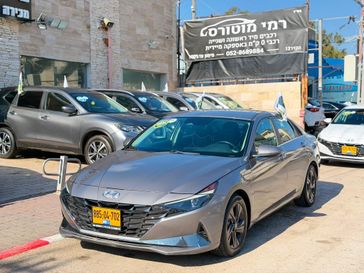 יונדאי אלנטרה