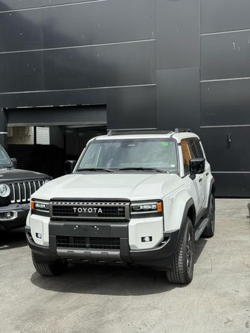 טויוטה לנד קרוזר