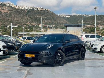 זיקאר ZEEKR 001