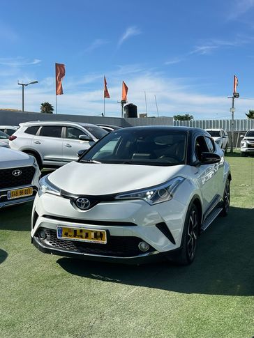 טויוטה C-HR