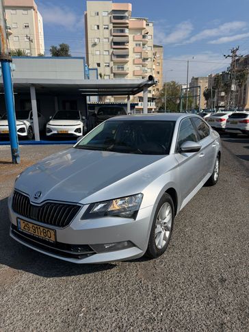 סקודה סופרב