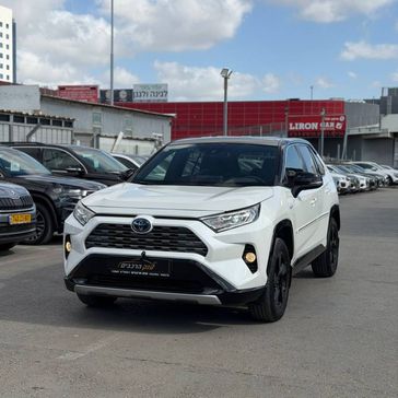 טויוטה RAV4