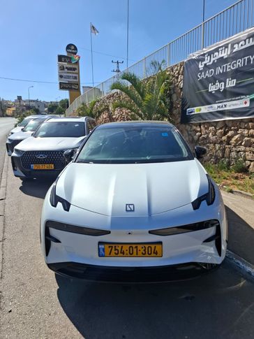זיקאר ZEEKR X