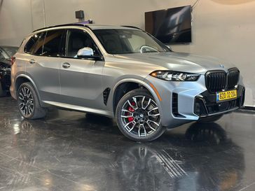 ב מ וו X5