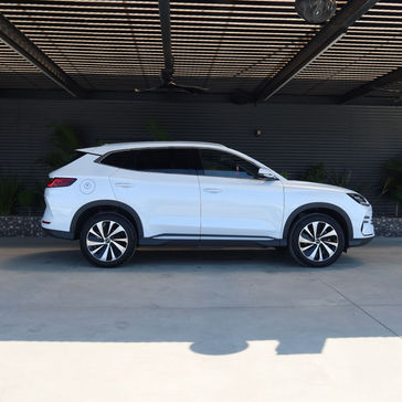 בי ווי די SEAL U