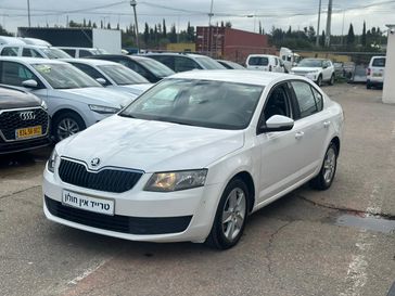 סקודה אוקטביה