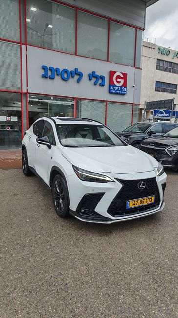 לקסוס NX450PHEV