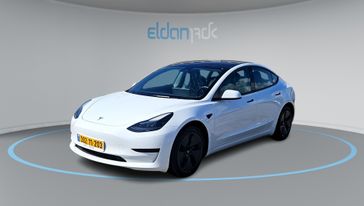 טסלה MODEL 3