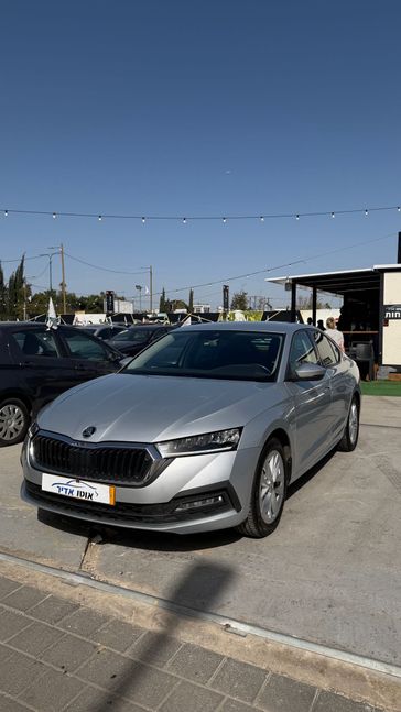 סקודה אוקטביה