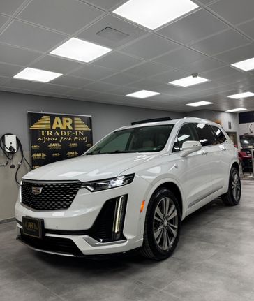 קאדילאק XT6