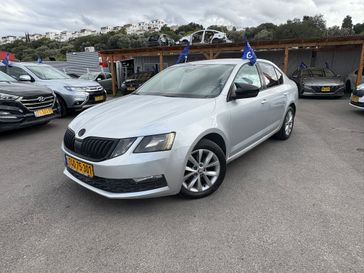 סקודה אוקטביה