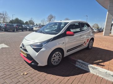 טויוטה אייגו