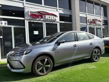 בי ווי די SEAL 5