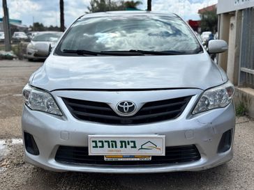 טויוטה קורולה