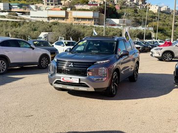 מיצובישי אאוטלנדר