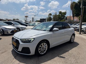 אאודי A1