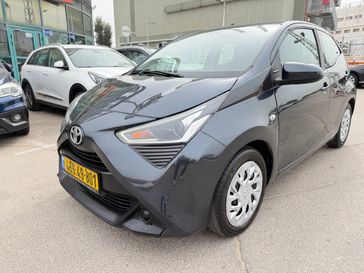 טויוטה אייגו