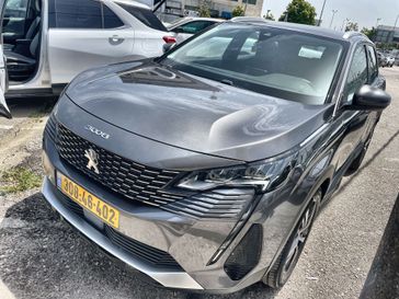פיג'ו 3008