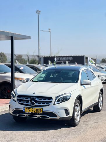 מרצדס GLA קלאס
