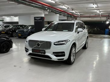 וולבו XC90