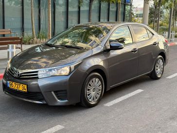 טויוטה קורולה